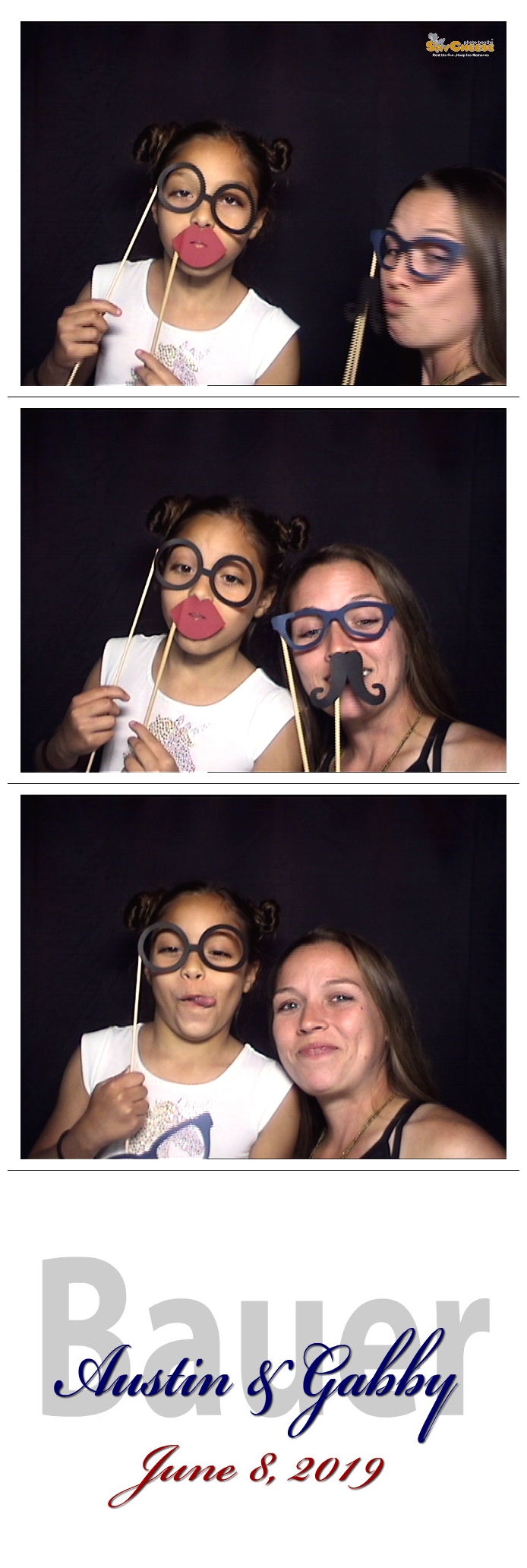 Bauer / Gregory Wedding  | View more photos from the event at gallery.saycheesephotobooth.com/u/SayCheesePhotoBooth/Bauer-Gregory-Wedding